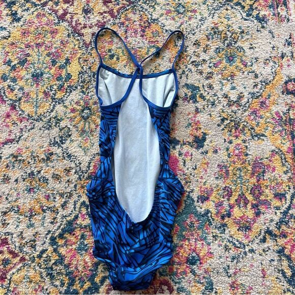 Y2K Nike Blue Open-Back One Piece Swimsuit — Sporty & Flattering (Size 8) - Picture 2 of 3